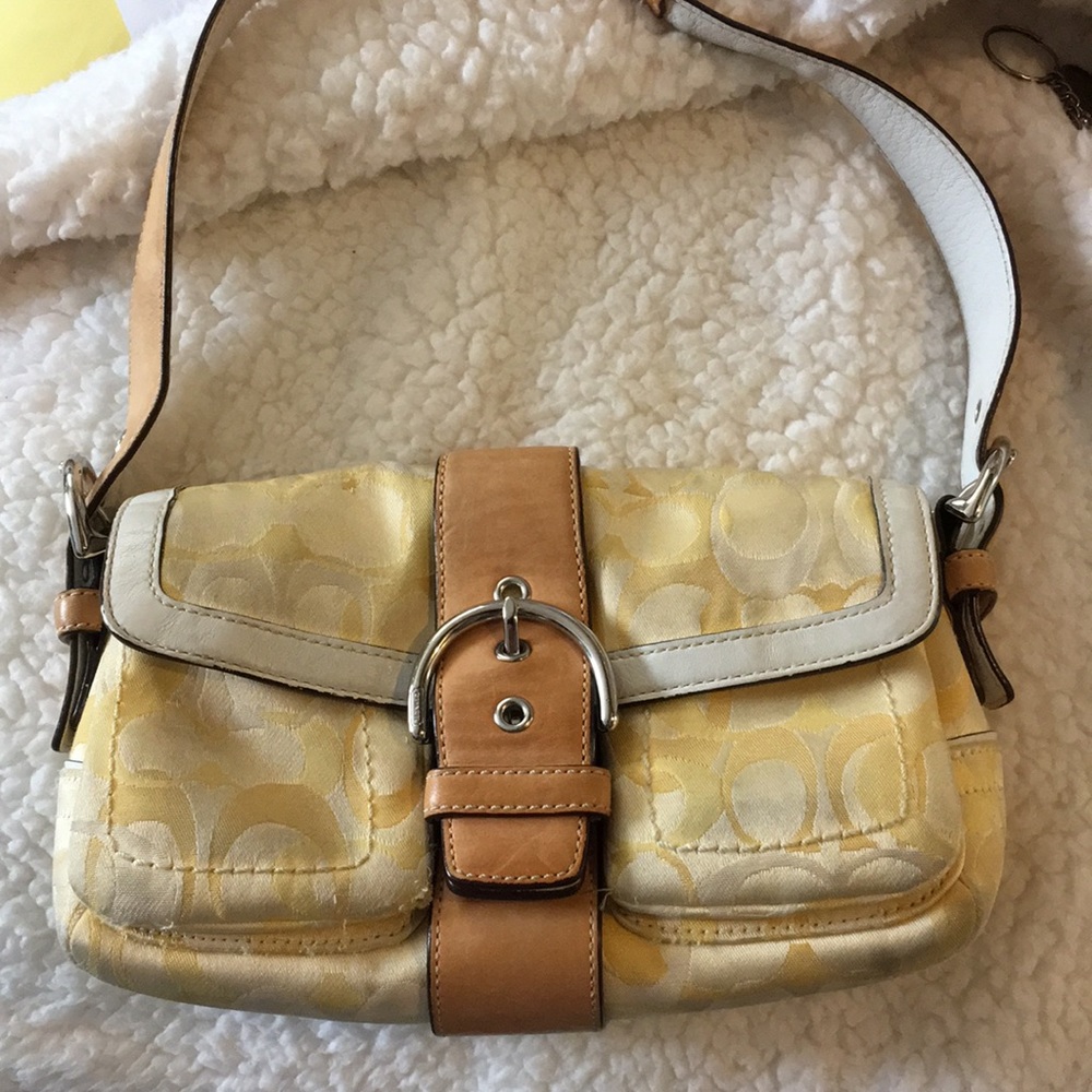 Coach Soho Signature Flap Handbag MO4U-1852